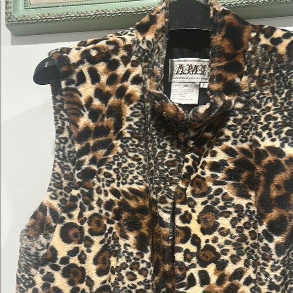 Vintage faux fur animal print Women's Leopard cheetah tiger Vest women’s XL - Picture 4 of 6